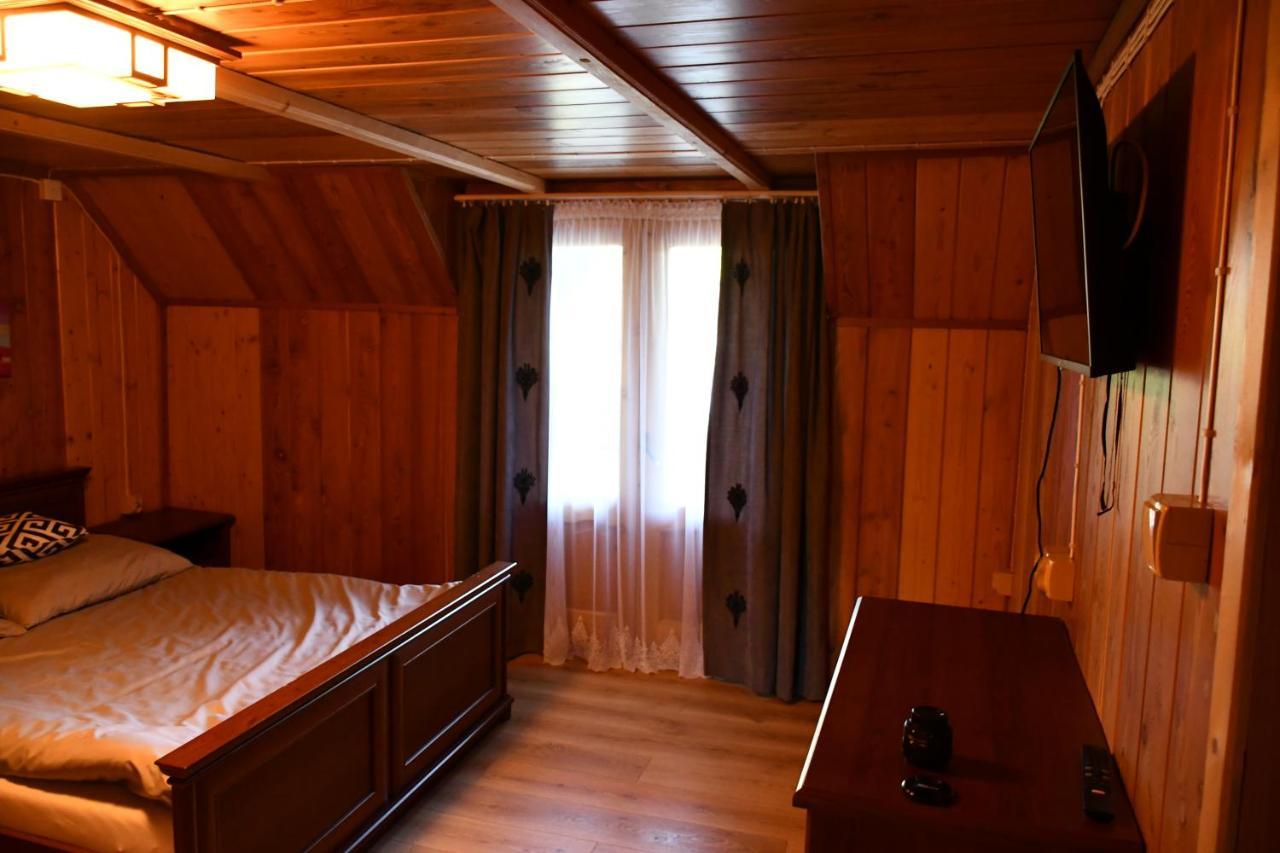 Ferienwohnung Pokoje U Jantkow Dzianisz Exterior foto